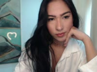 I am a sweet, close and very affectionate girl. I like to create a beautiful and relaxed environment where you can feel comfortable and special. I enjoy talking, listening and sharing unique moments full of good energy. If you are looking for a warm, attentive company with a sincere smile, you will always be welcome here ✨