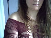 Een vrijgezelle spannende milf die van avontuurtjes en fantasietjes houdt. Om te delen of om de jouwe te horen.