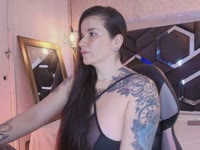 I provoke your mind, ignite your ideas and experiment at your side. A space where the word becomes desire. Here we play with the mind, ignite the imagination and break taboos. I invite you to explore without censorship, with intense, provocative and deeply stimulating conversations.