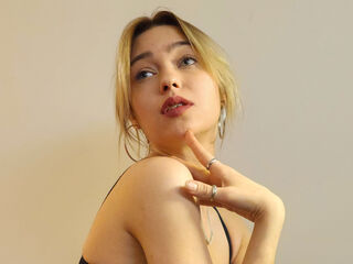 naked girl with webcam AlysiaBennet
