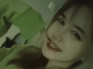 cam girl spreading pussy CamelliaVega