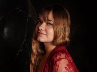 chat room livesex CharlotBlonde