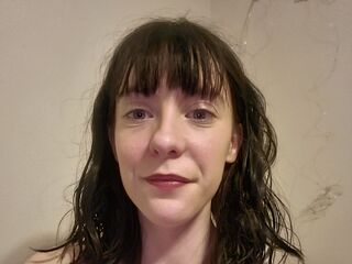 naughty chatroom CharlotteAnne