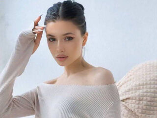 nude camgirl photo EdytGoreham