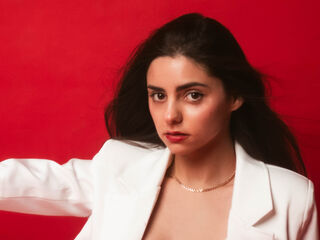 chat room live webcam EmiliMua