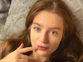 naked camgirl masturbating RosaMunoz