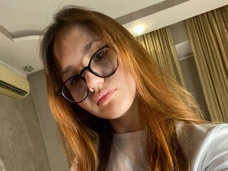 girl topless chat SilvanaTopps