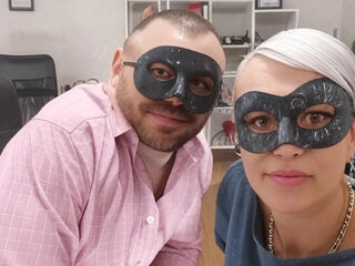 naughty cam couple JessicaandRon