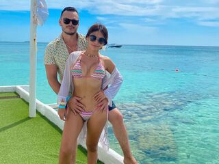 hot live couple cam LyndaAndAntony
