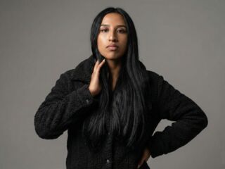 camgirl AdaharaBanks