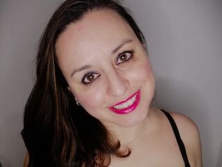 camwhore naked AdelaAlbaNatural