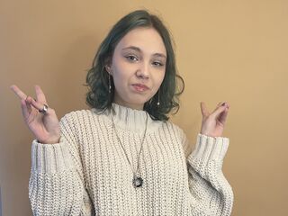 camgirl playing with vibrator AleciaSnow