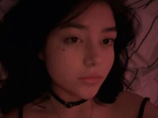 girl topless chat AlisaGlow