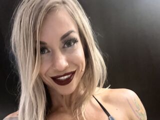 bedroom live webcam AmericanBarbie