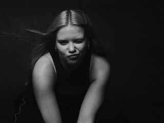 adult chat room AngellaMaulin