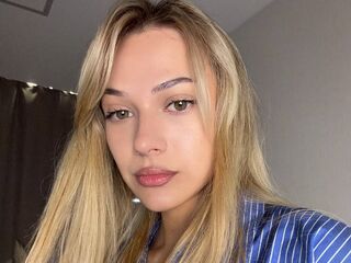 camwhore fingering shaved pussy AnnaSiren