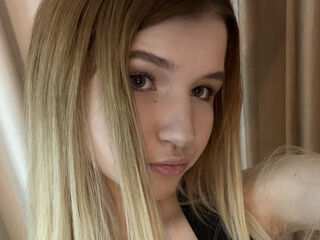 hot cam girl AraPosey