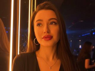 camgirl showing pussy AriannaEmziah