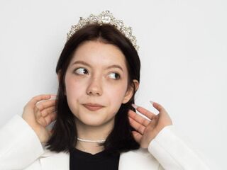 hot striptease webcam ArielleTewell