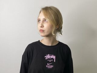 camgirl picture BenitaMoorehouse