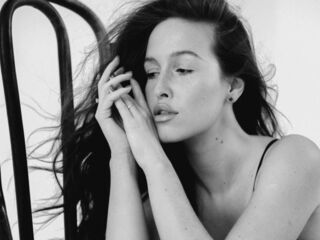 free jasmin webcam BettyLarson