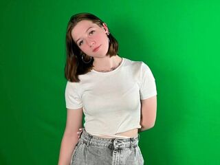 masturbating cam girl BreanCiviello
