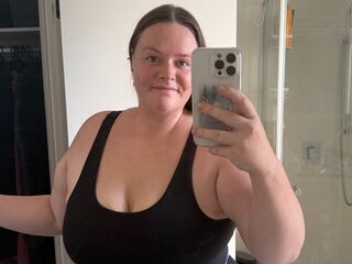 strip show Carinabro