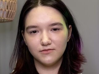 masturbating webcam girl CecilleBonavita