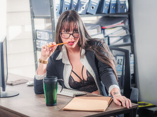 cam girl masturbating CloeVergara