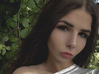 naked girl with webcam masturbating with vibrator DanelleTown