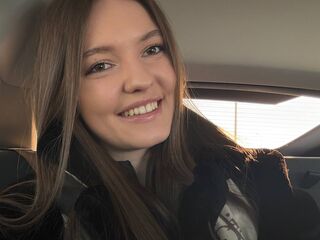 naked girl with webcam fingering DremaNedrow