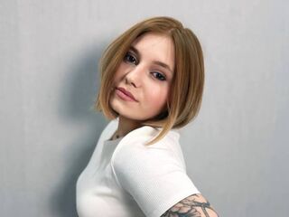 fingering camslut ElenorLandes