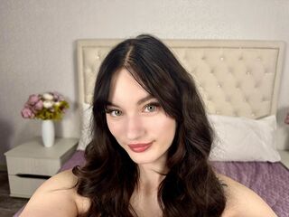 camgirl masturbating with sex toy ElleMills