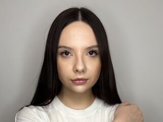 beautiful girlcam EmikoTriana