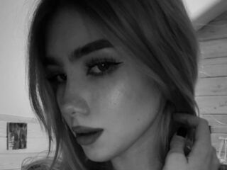 naughty camgirl picture EmmaBlond