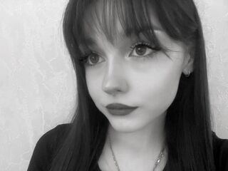 naked camgirl masturbating EvelynnCaillouet