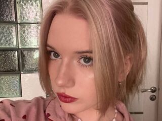 camgirl showing pussy GaleHungerford