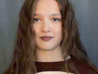 camwhore shaving pussy GiseleRusinko