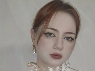naked girl with webcam masturbating with vibrator HannaWaltos