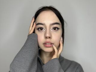 cam girl playing with sextoy HannahDinizo