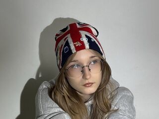 naughty camgirl HeeSchirtzinger