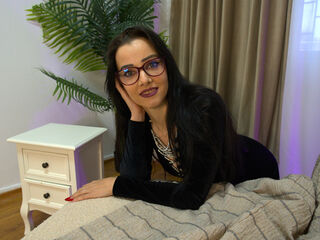 live strip tease show IvyStone