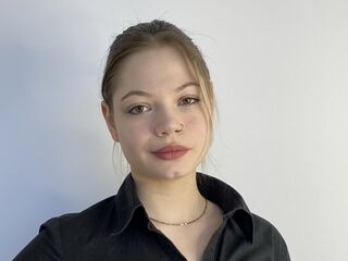 naked girl with webcam JanuaryBuswell