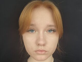 naughty cam girl masturbating with dildo JeanneEnglert