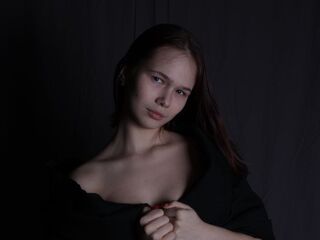 camslut topless JesseniaLitt