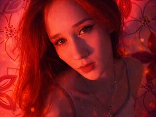 webcam girl JulieCusanelli