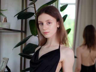 camgirl masturbating JuneMills