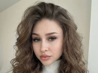 camgirl live JunitaDroze