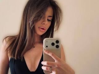hot girl live web cam KatrinGrant