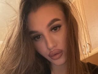 free web cam KyraVictorine